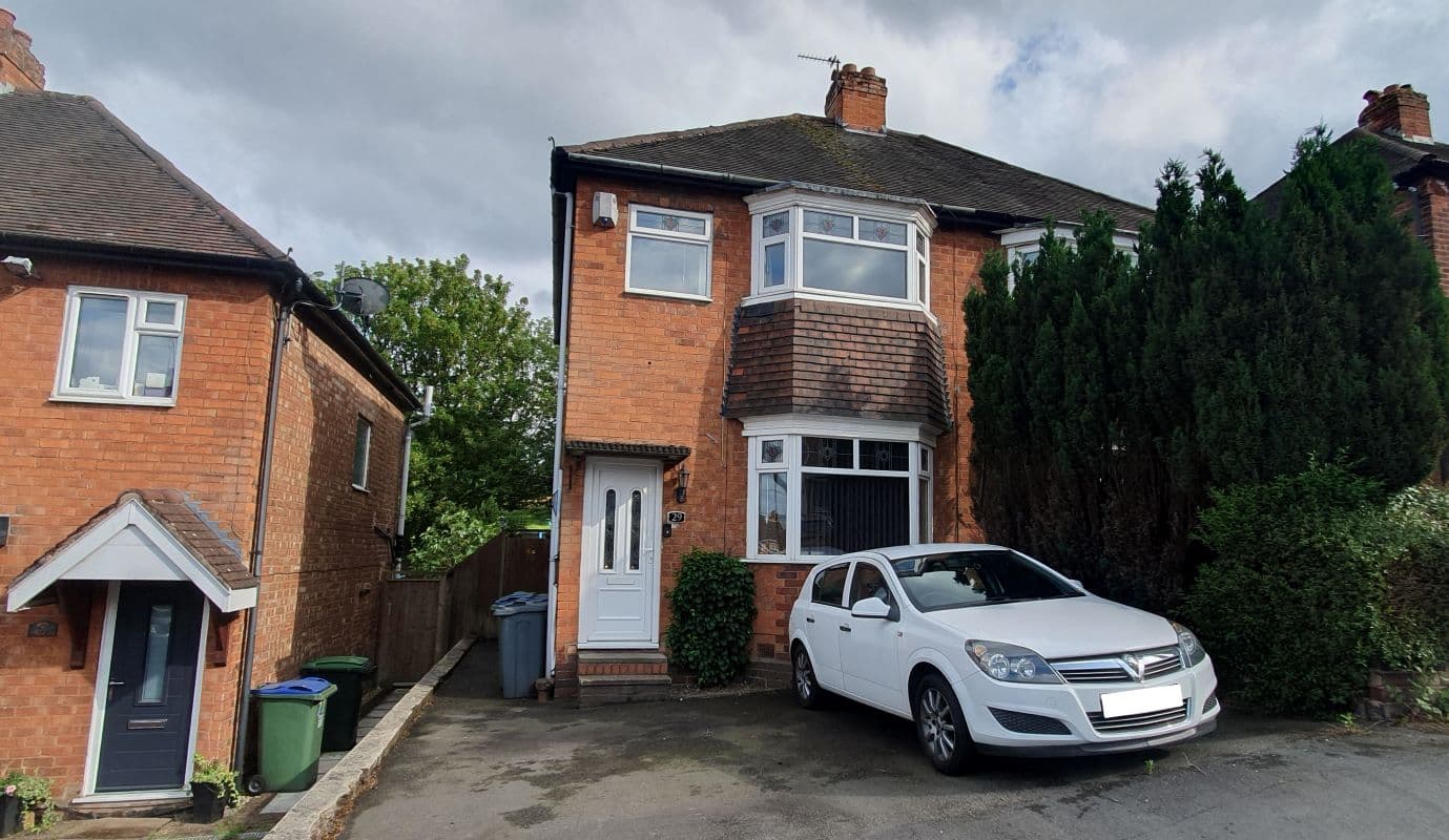 Freehold Investment - Semi-Detached House with Three Bedrooms