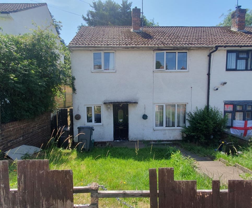 Freehold Investment - Semi-Detached House with Three Bedrooms