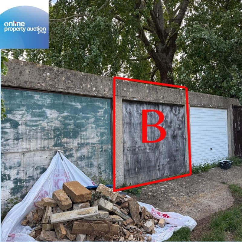 Garage B At Bretch Hill