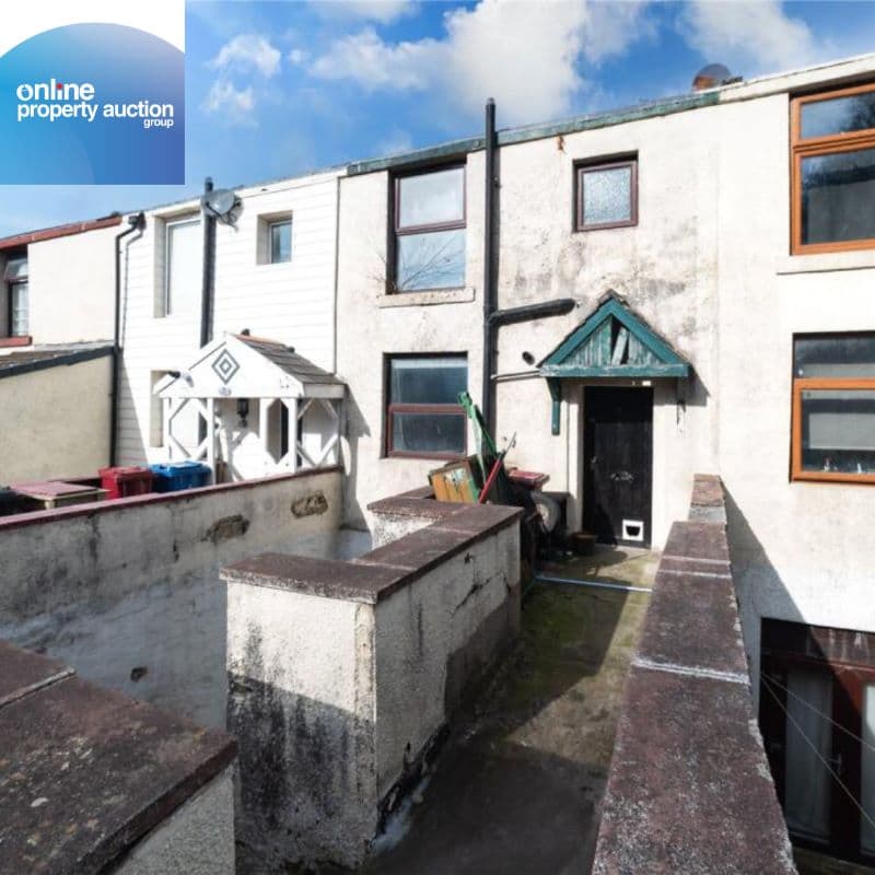 Well Presented Two Bedroom Maisonette in Darwen