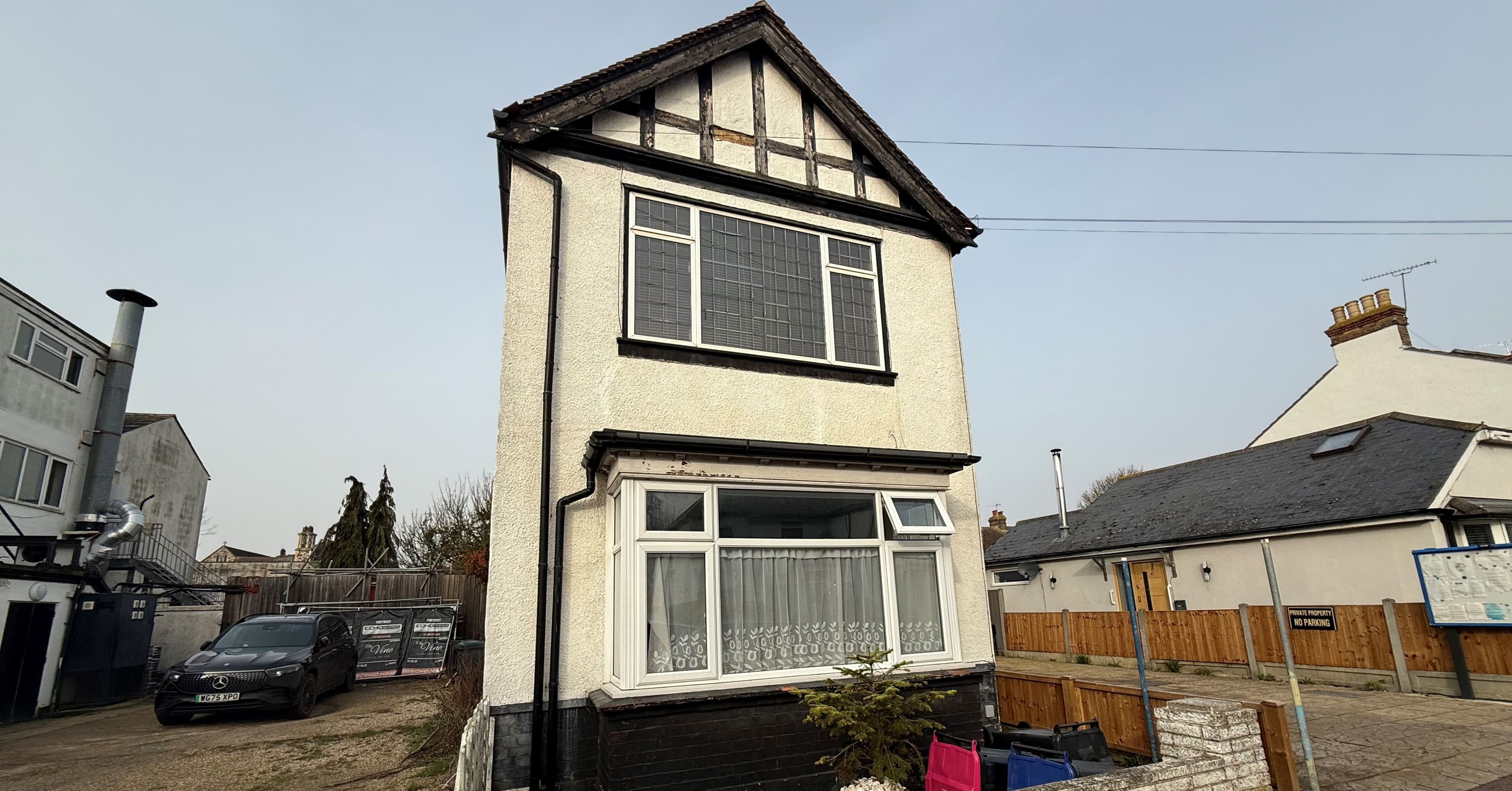 Refurbishment Opportunity: Vacant Leasehold One Bedroom First Floor Flat