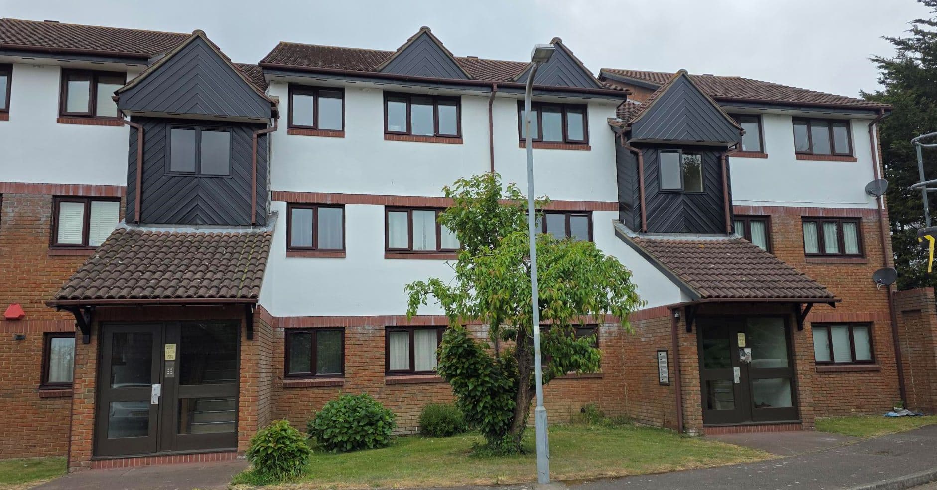Residential Investment: Vacant Ground Floor One Bedroom Leasehold Flat