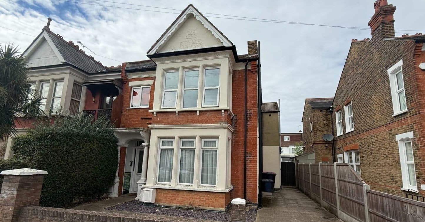 Vacant Ground Floor One Bedroom Flat
