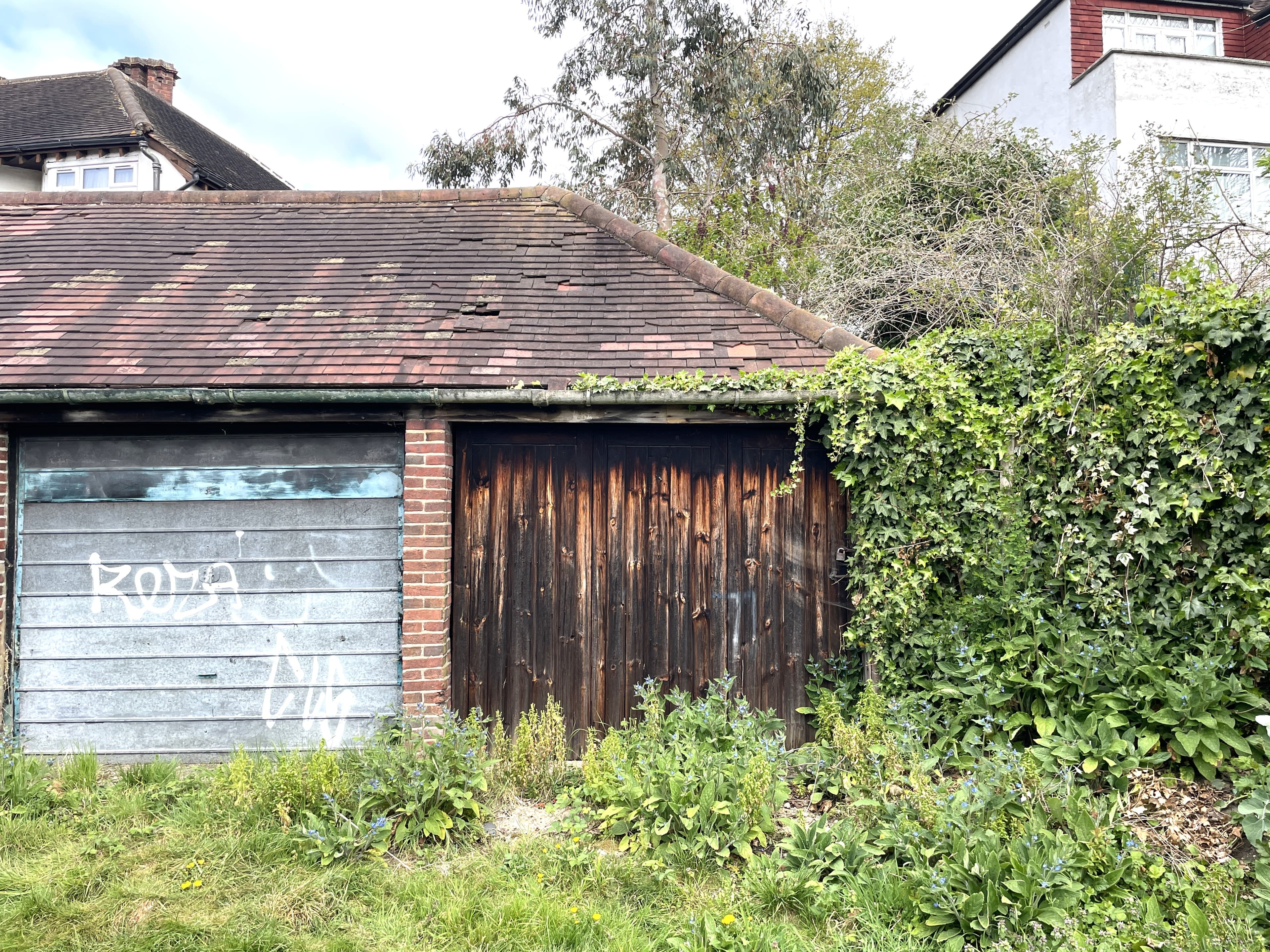 Garage 6, Highfield Avenue