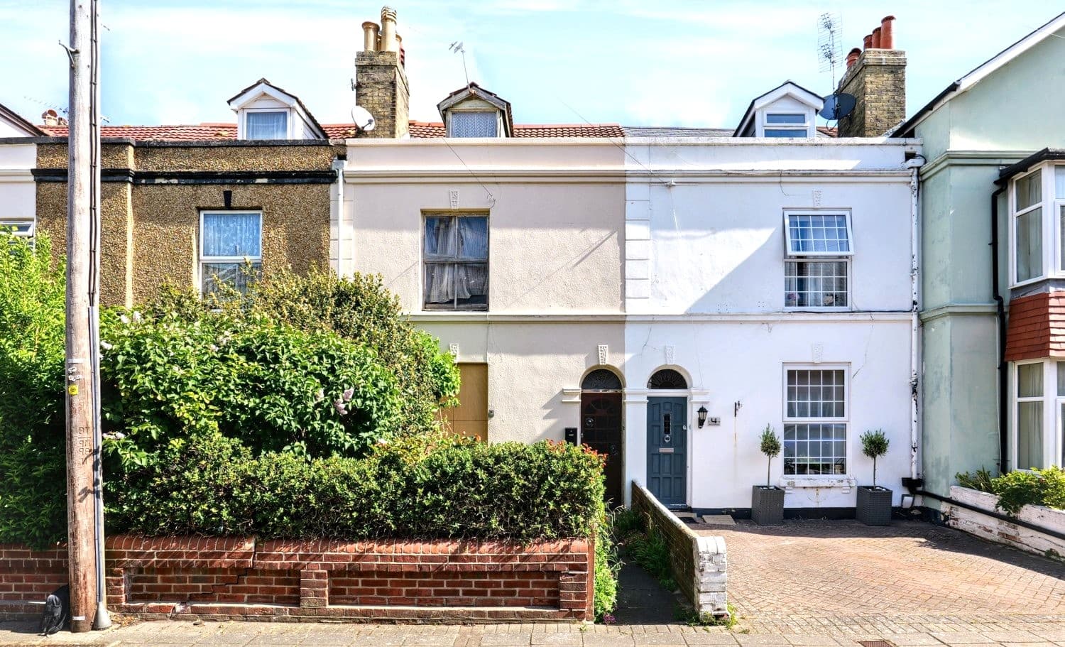 Freehold House Vacant Possession
