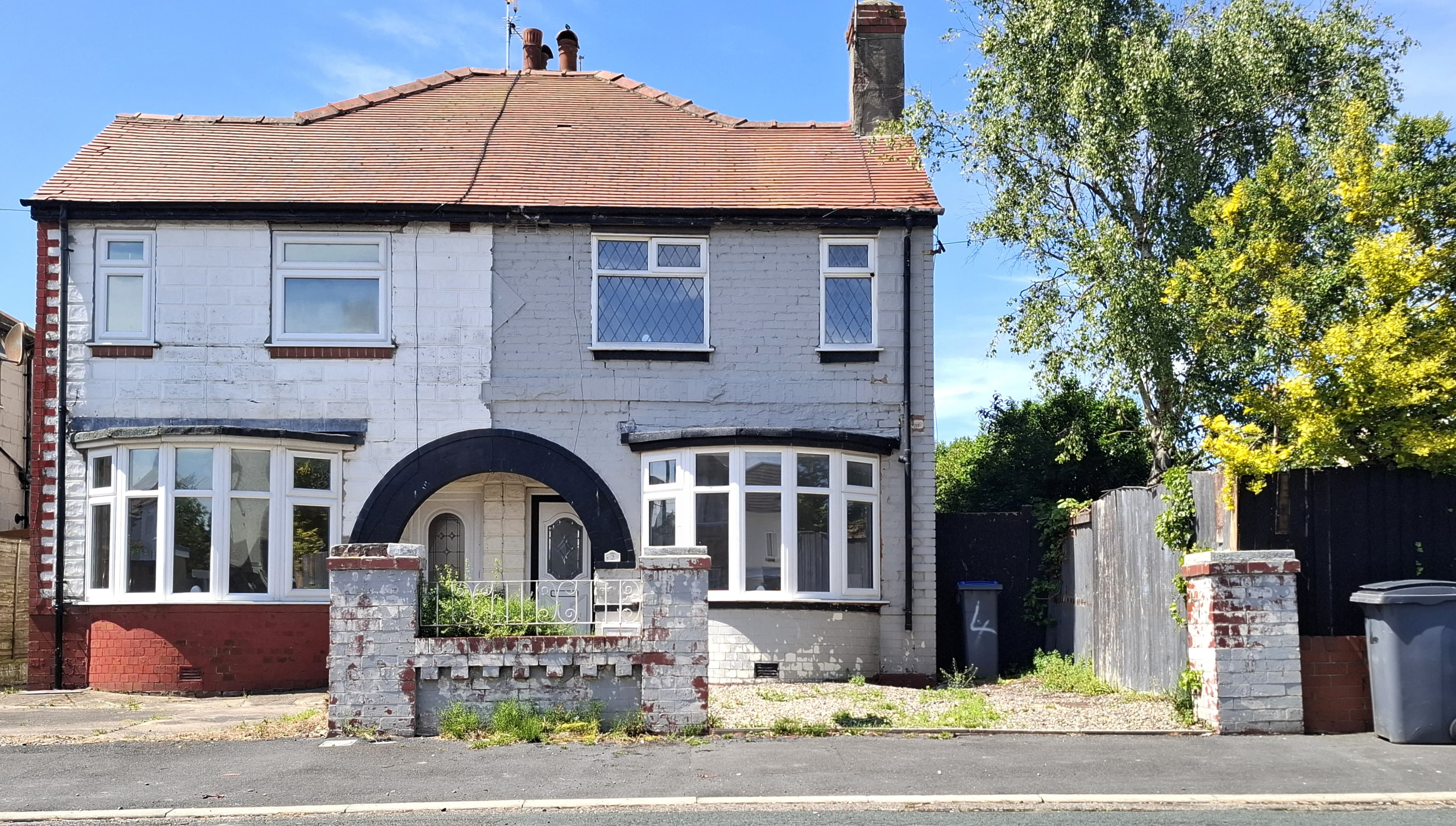 Leasehold House Vacant Possession