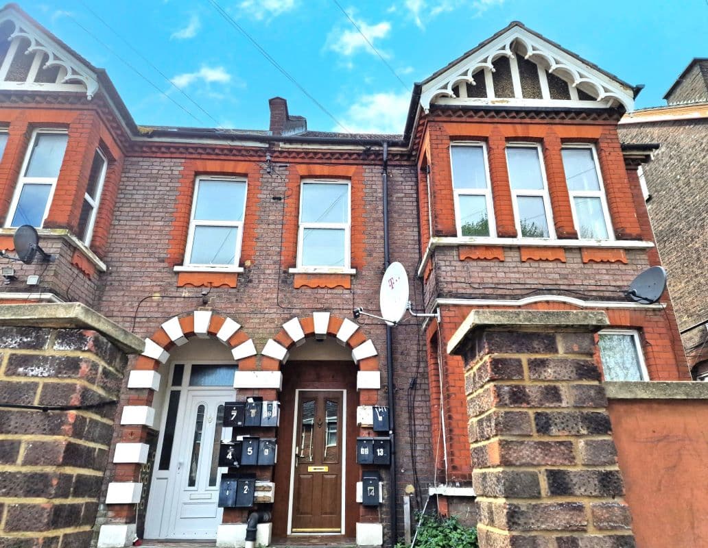 Flat 11, 23-25 Biscot Road, Luton, LU3 1AH