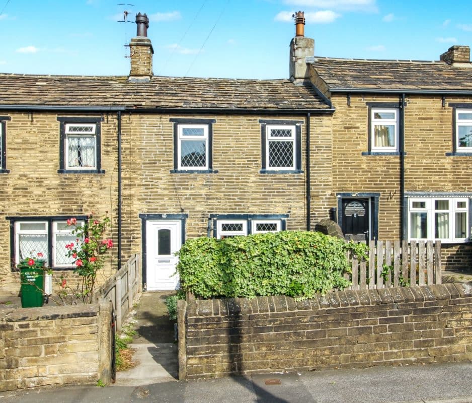 Freehold House Vacant Possession
