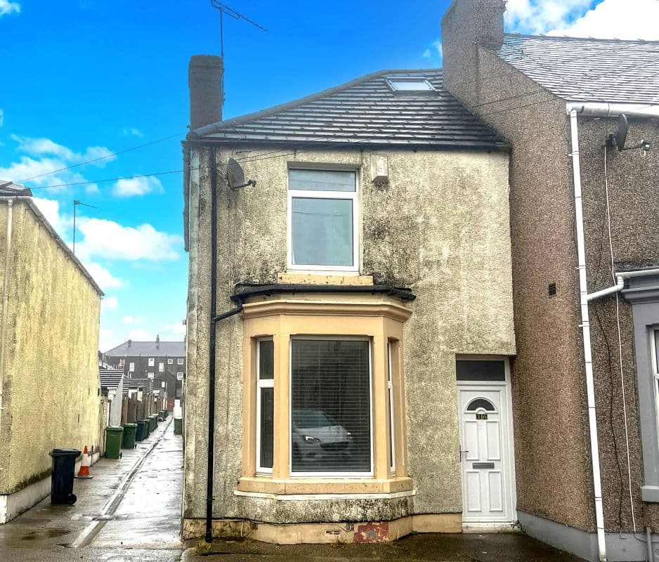 Freehold House Vacant Possession