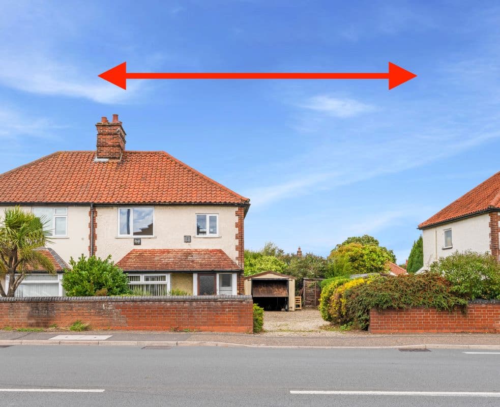 Freehold House Vacant Possession