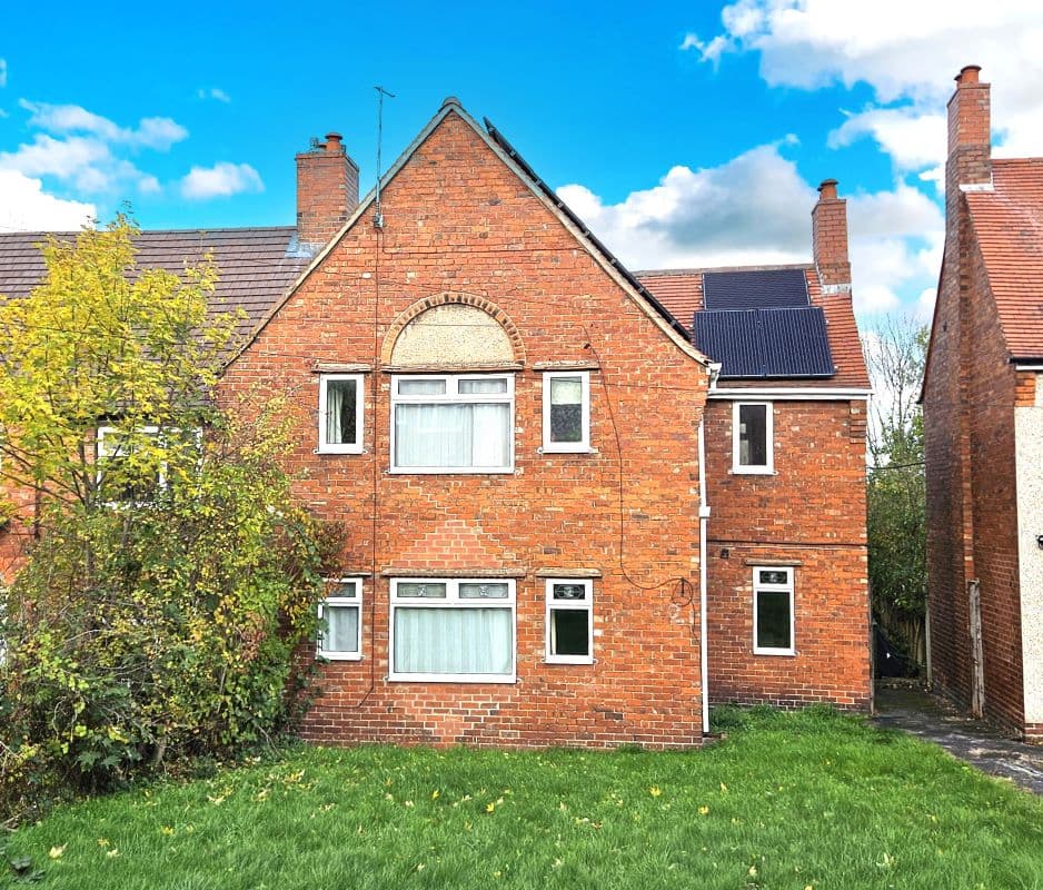 Freehold House Vacant Possession