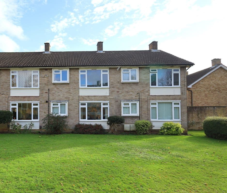 Leasehold Maisonette and Garage Vacant Possession