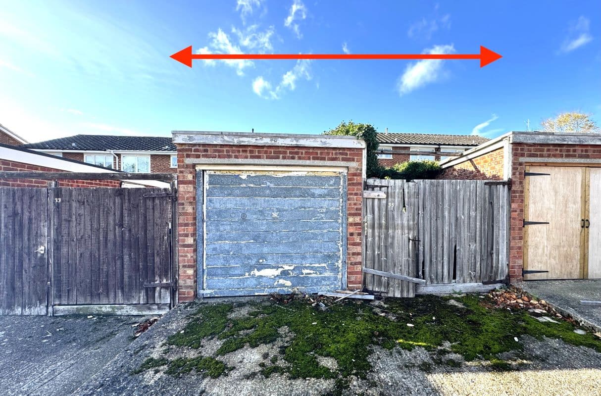 Garage and Land Rear of 35 Frobisher Close