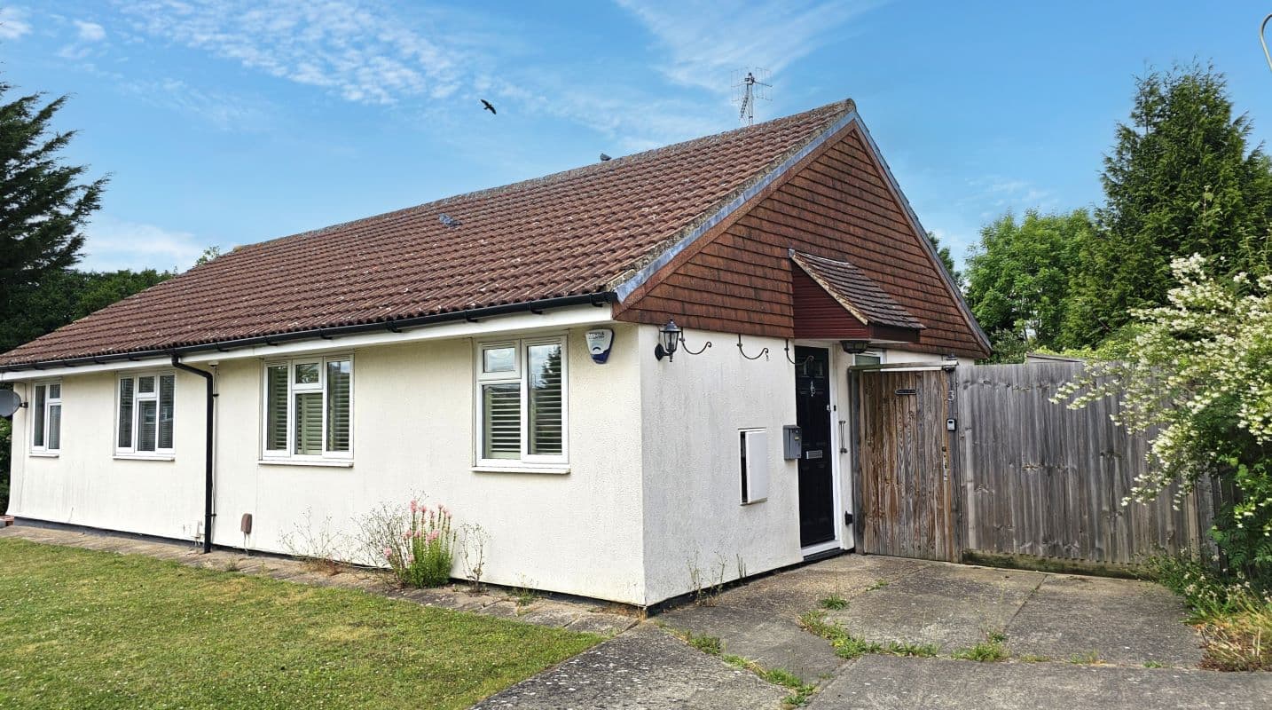 Freehold Vacant Bungalow with Planning Permission Granted for a Six Metre Rear Extension