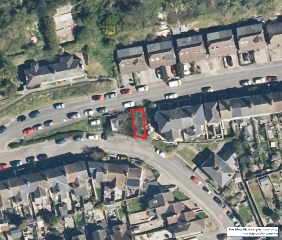 Land adjacent to 75 Edred Road