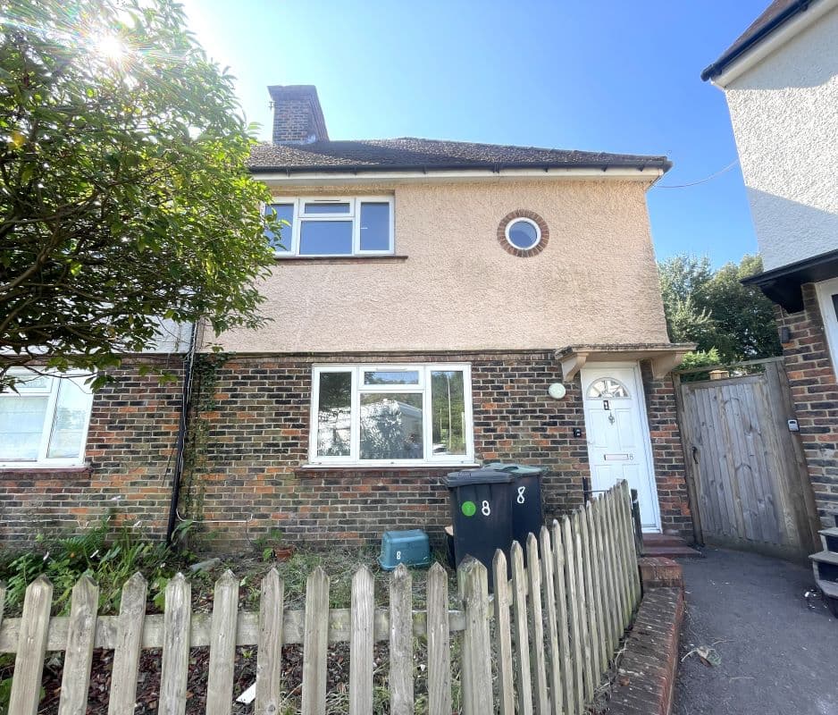 Freehold House Requiring Modernisation