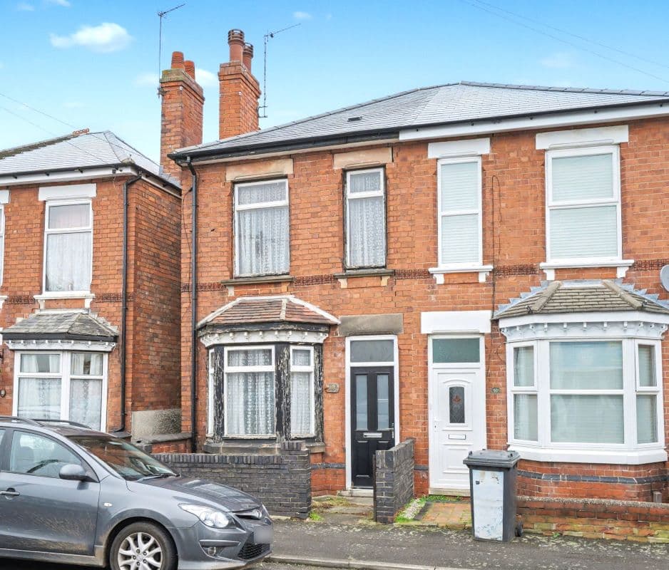 Freehold House Vacant Possession