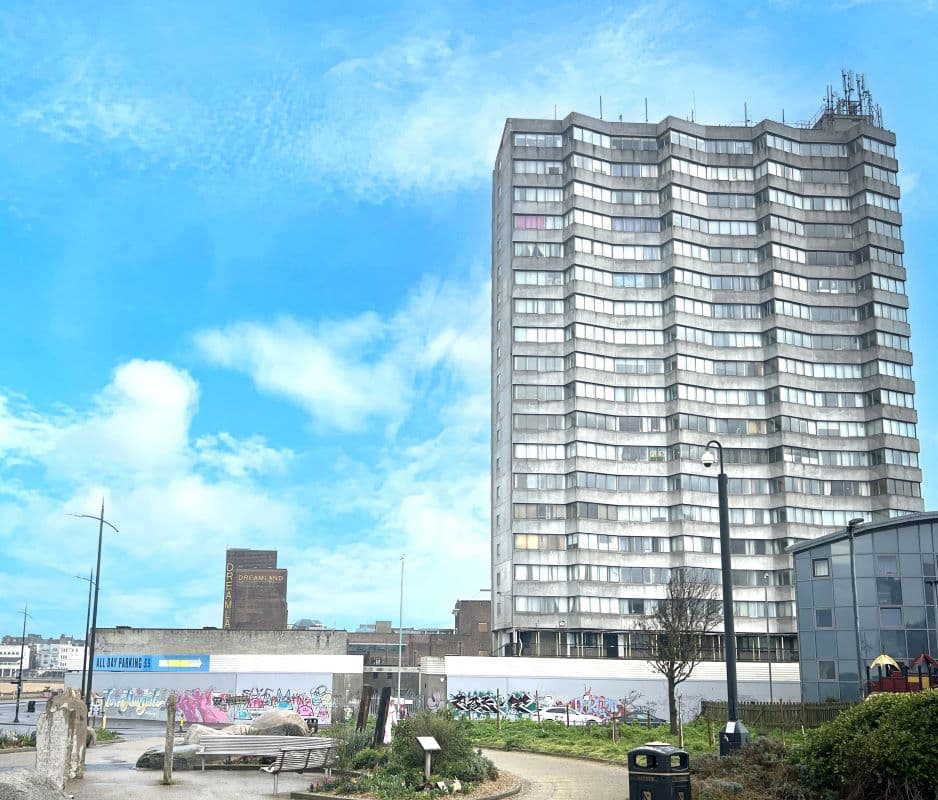 Leasehold Flat Vacant Possession