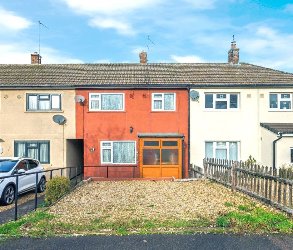 Freehold House Vacant Possession