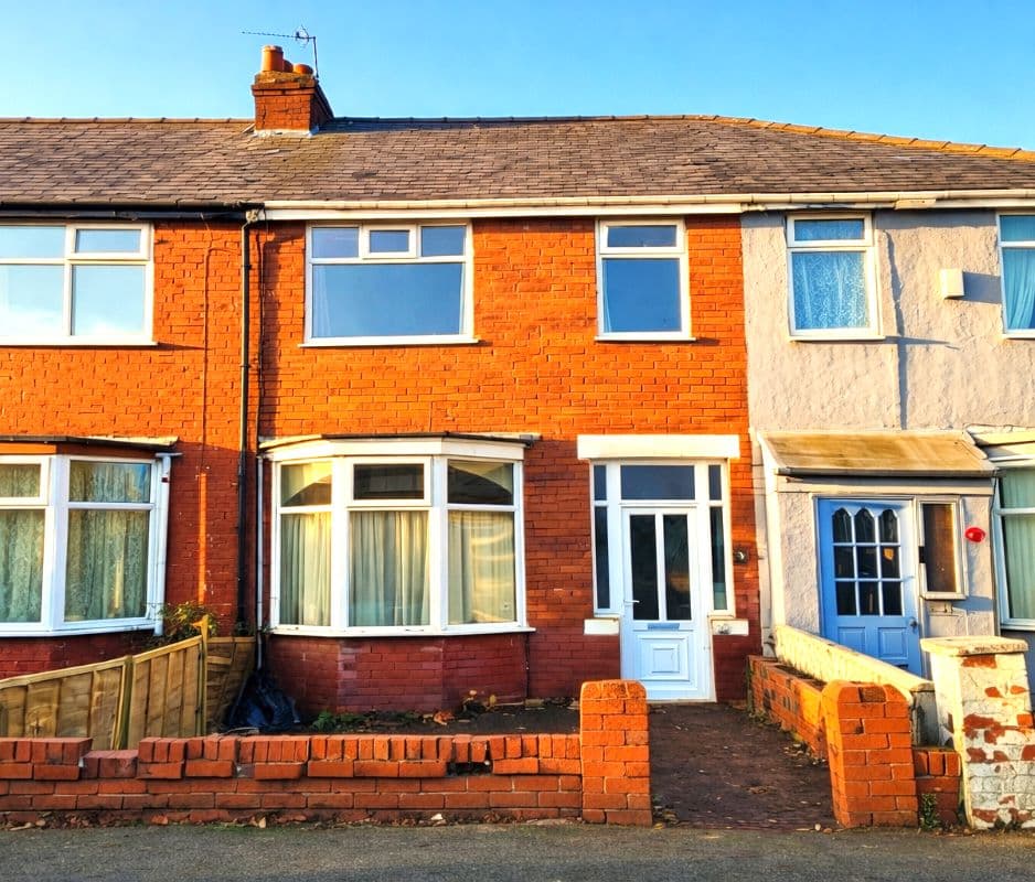 Freehold House Vacant Possession