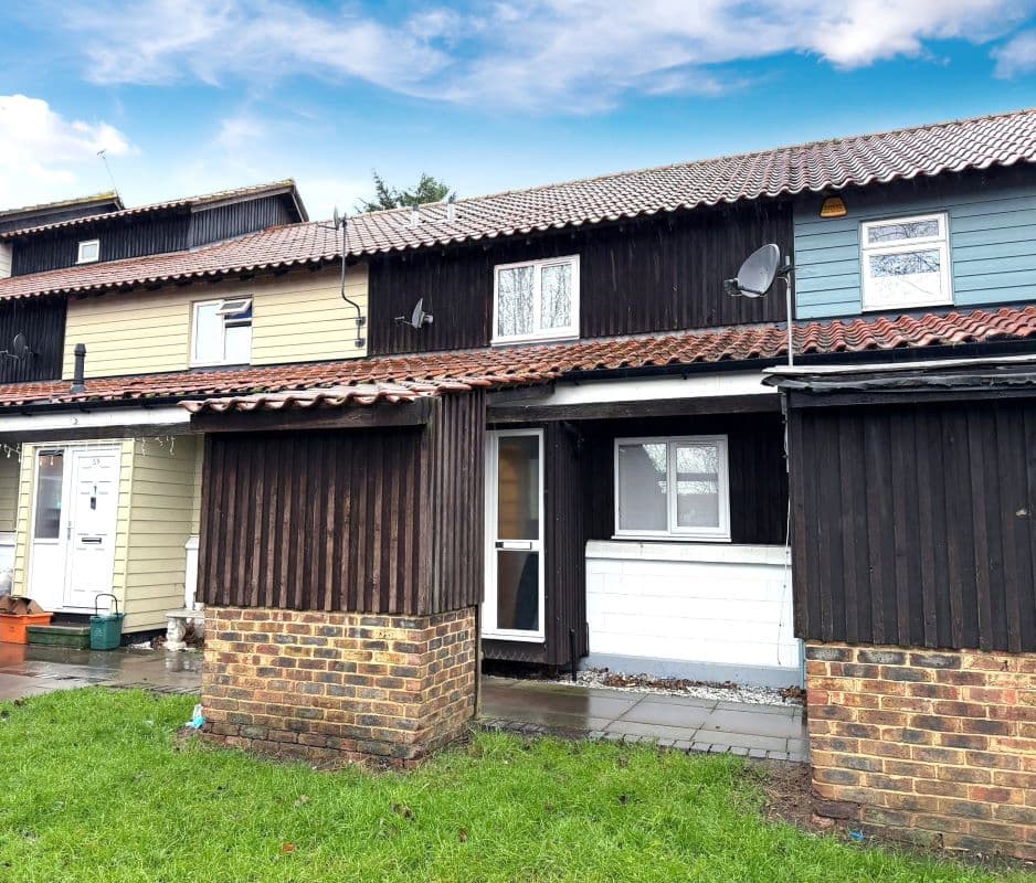 Freehold House Requiring Modernisation