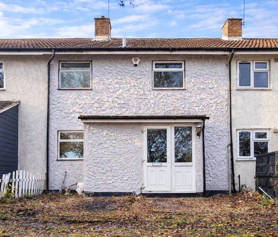 Freehold House Vacant Possession