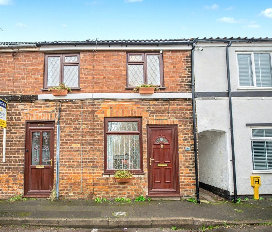 Freehold House Vacant Possession