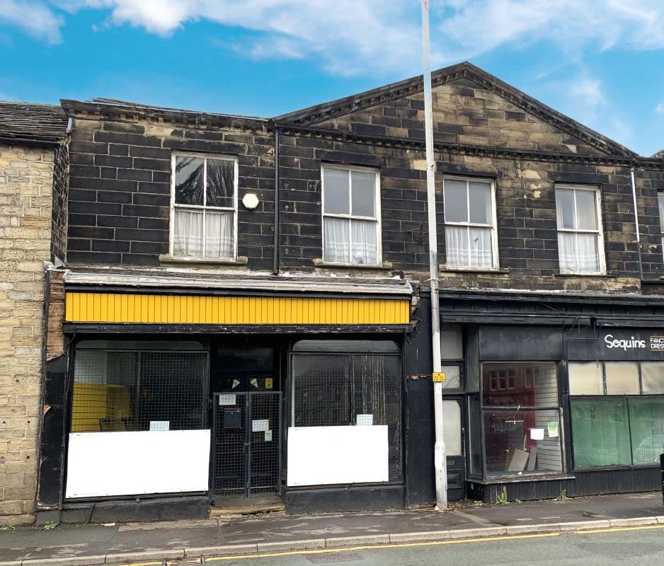 Freehold Vacant Shop and Upper Part