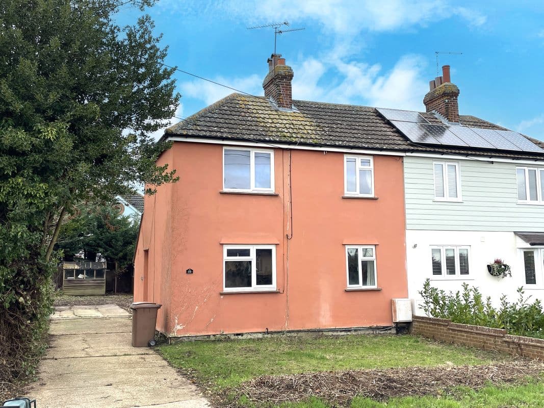 Freehold House Vacant Possession