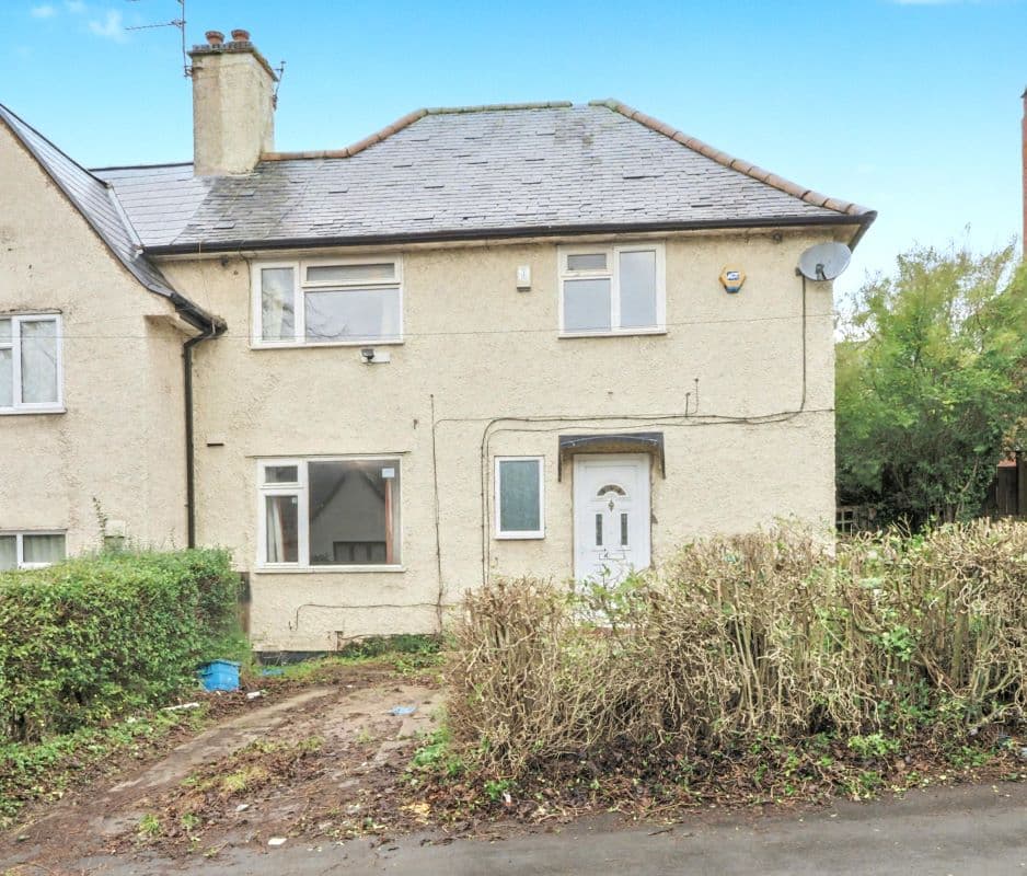 Freehold House Vacant Possession