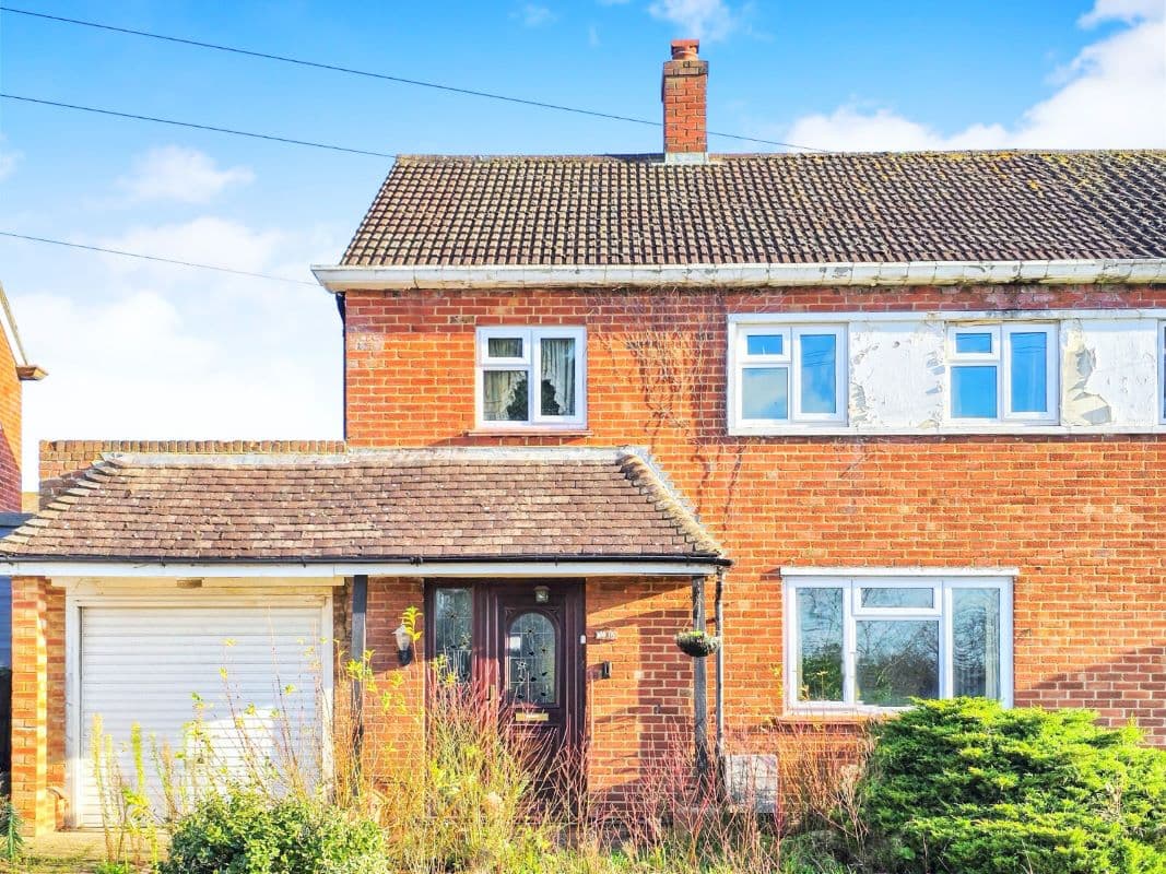 Freehold House Requiring Modernisation