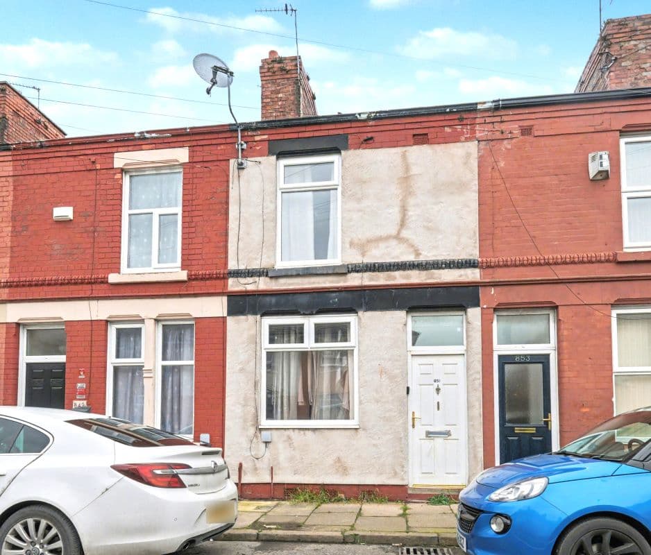 Leasehold House Vacant Possession