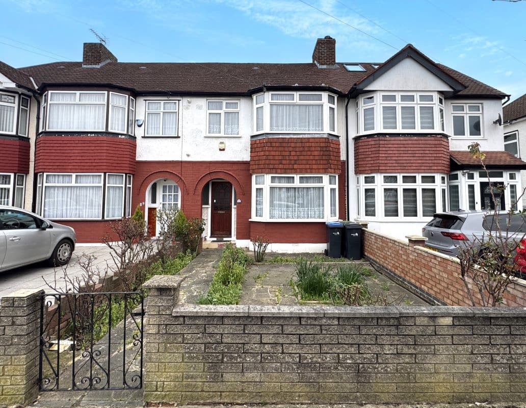 Freehold House Vacant Possession