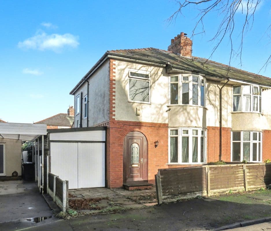 Freehold House Vacant Possession