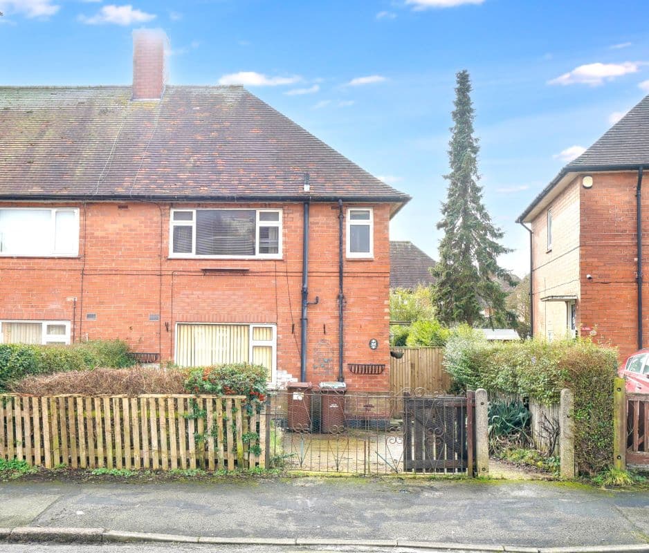 Freehold House Vacant Possession