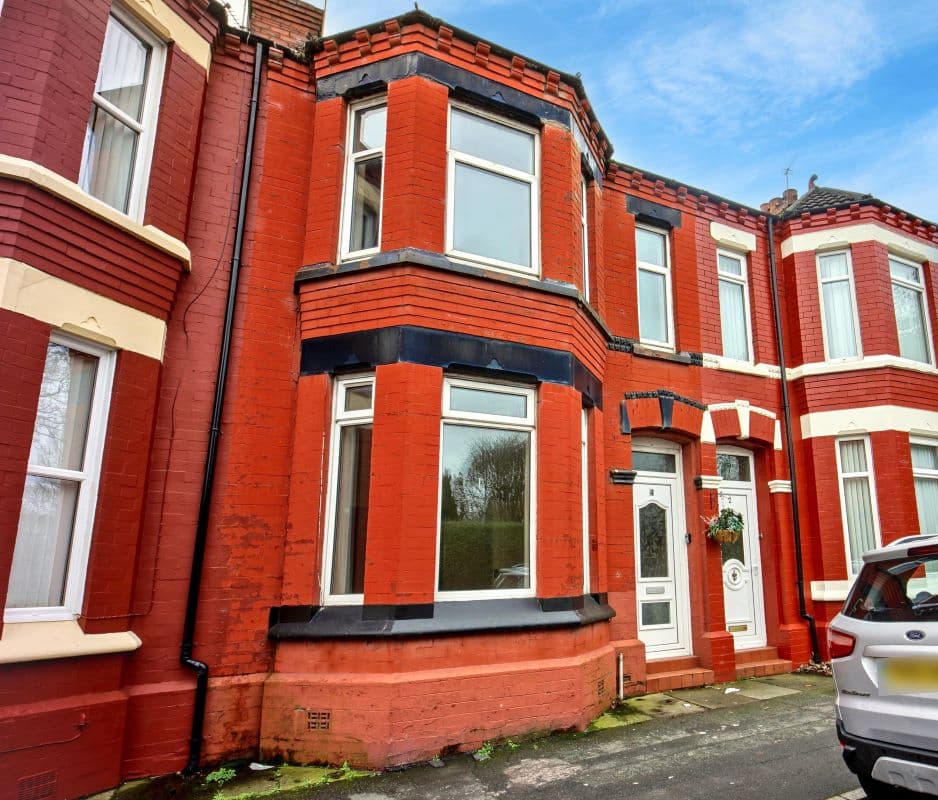 Freehold House Vacant Possession