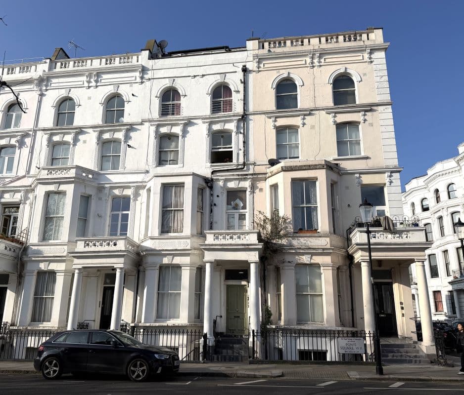 Leasehold Flat Vacant Possession in Notting Hill