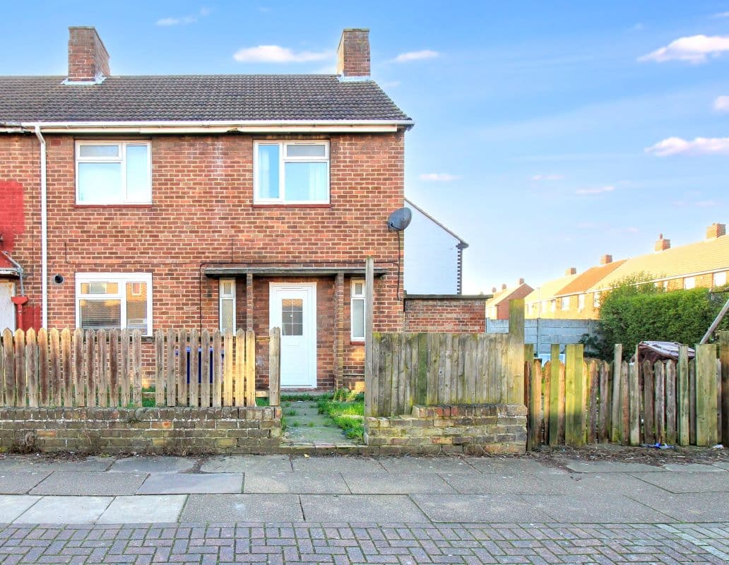 End of Terrace House Vacant Possession