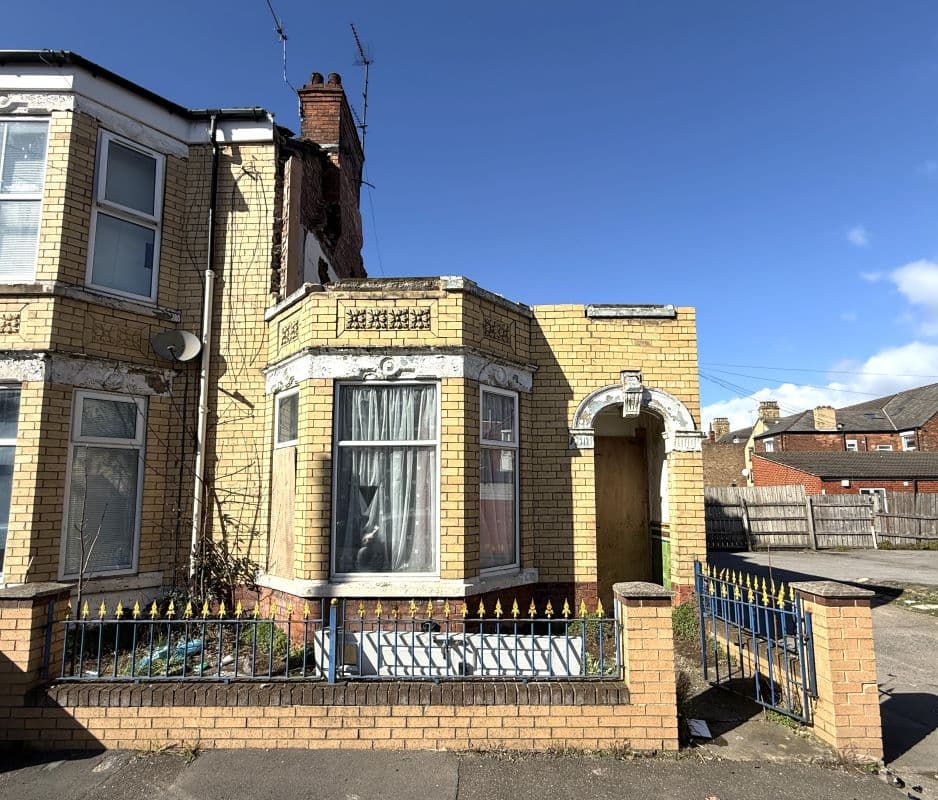 Freehold Fire Damaged House Vacant Possession