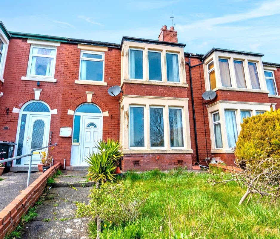 Freehold House Vacant Possession