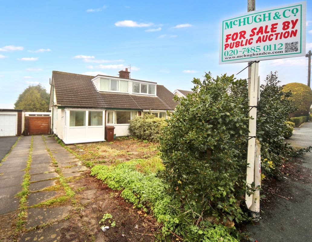 Leasehold Bungalow and Garage Vacant Possession