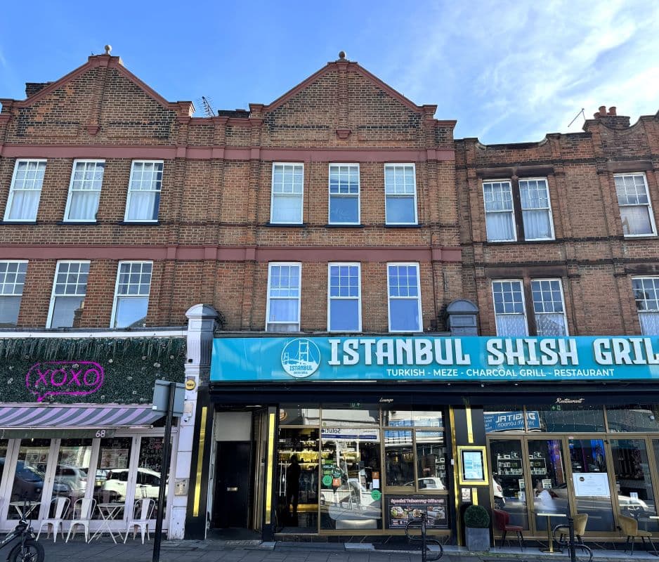 Leasehold Flat Vacant Possession