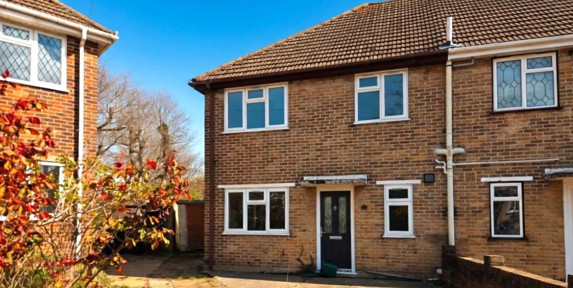 Freehold Vacant Semi-Detached House with Planning Permission Granted for a Roof and Rear Extension