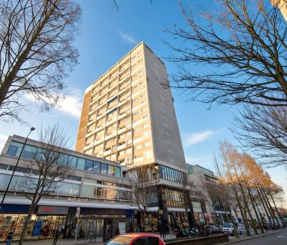 Leasehold Split-Level Flat