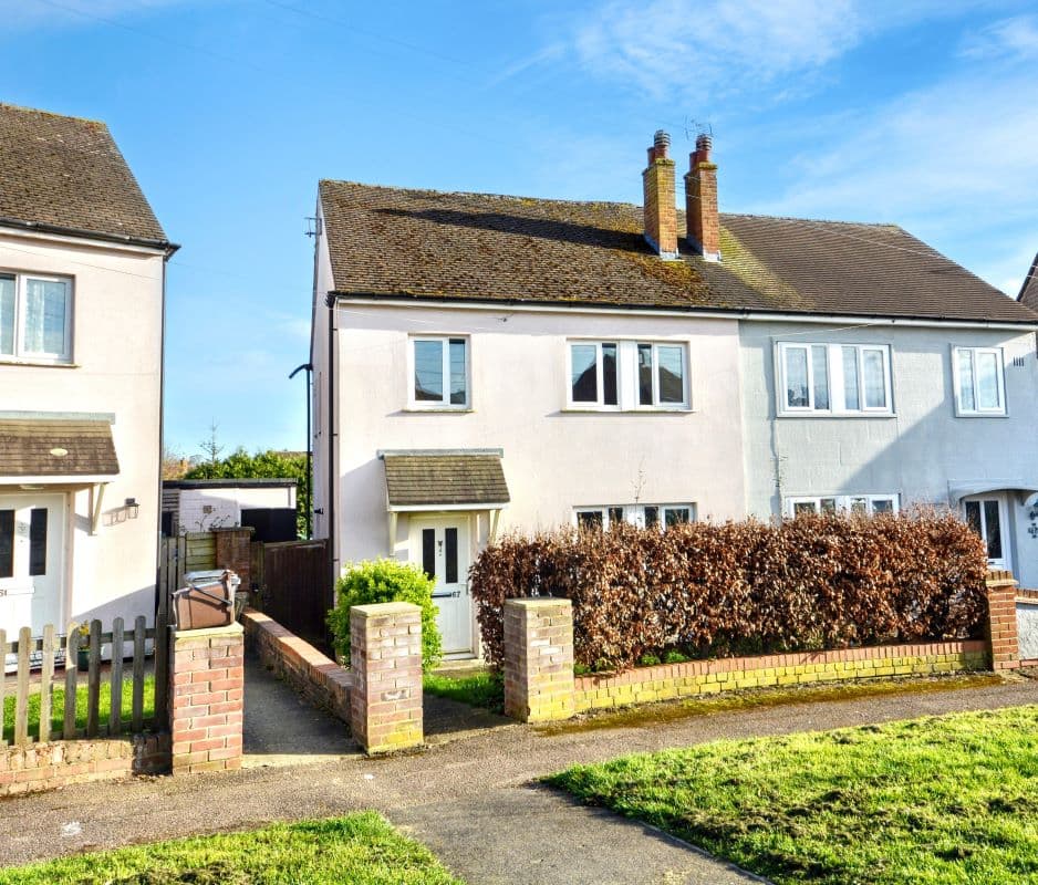 Freehold Semi-Detached House Vacant Possession