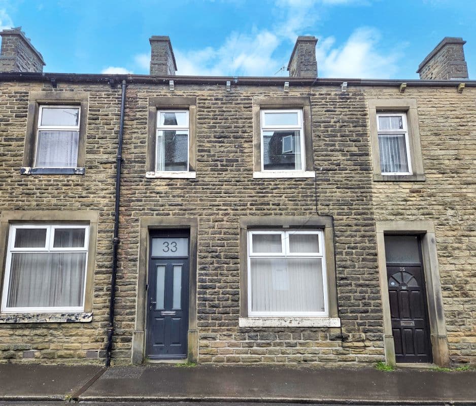 Freehold House Vacant Possession