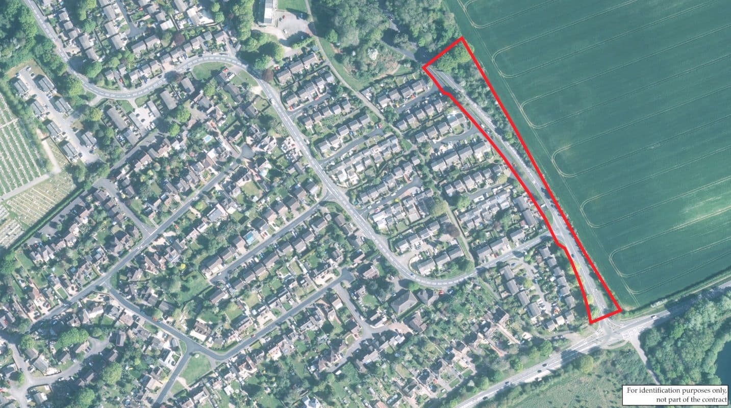 Land on the South Side of Caversham Park Road, Caversham