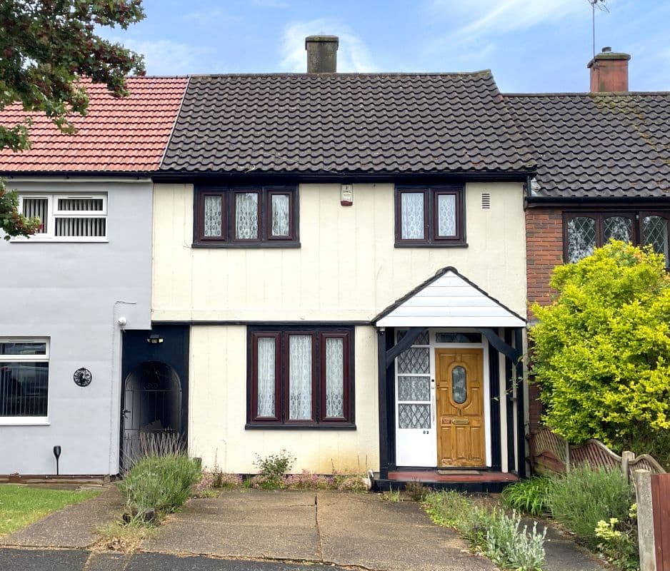 Freehold House Vacant Possession