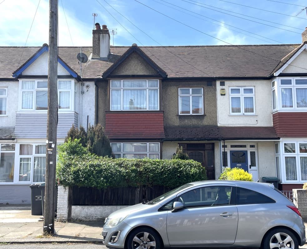 Freehold House Vacant Possession
