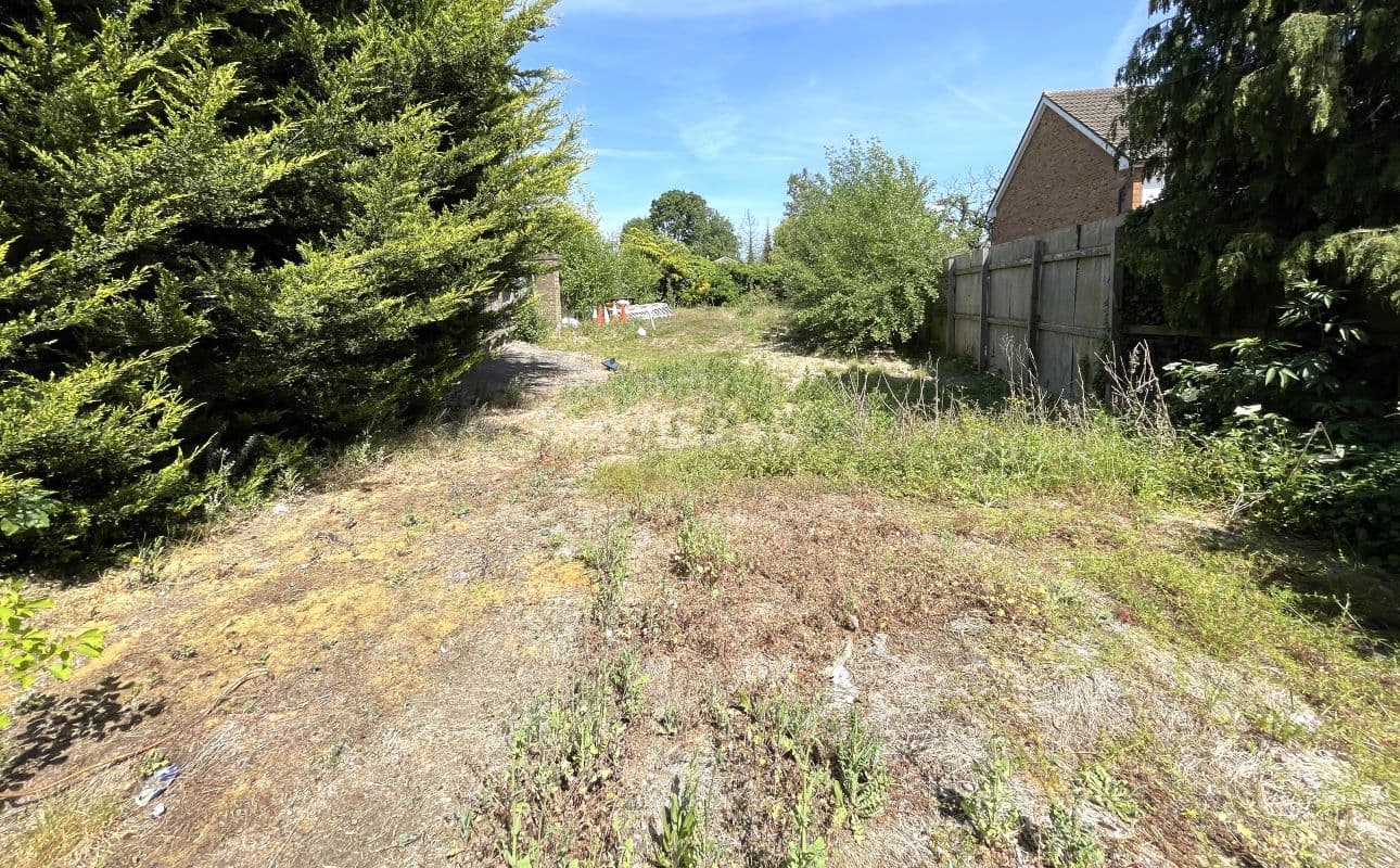 Freehold Vacant Land with Planning Permission For Five Self-Contained Flats